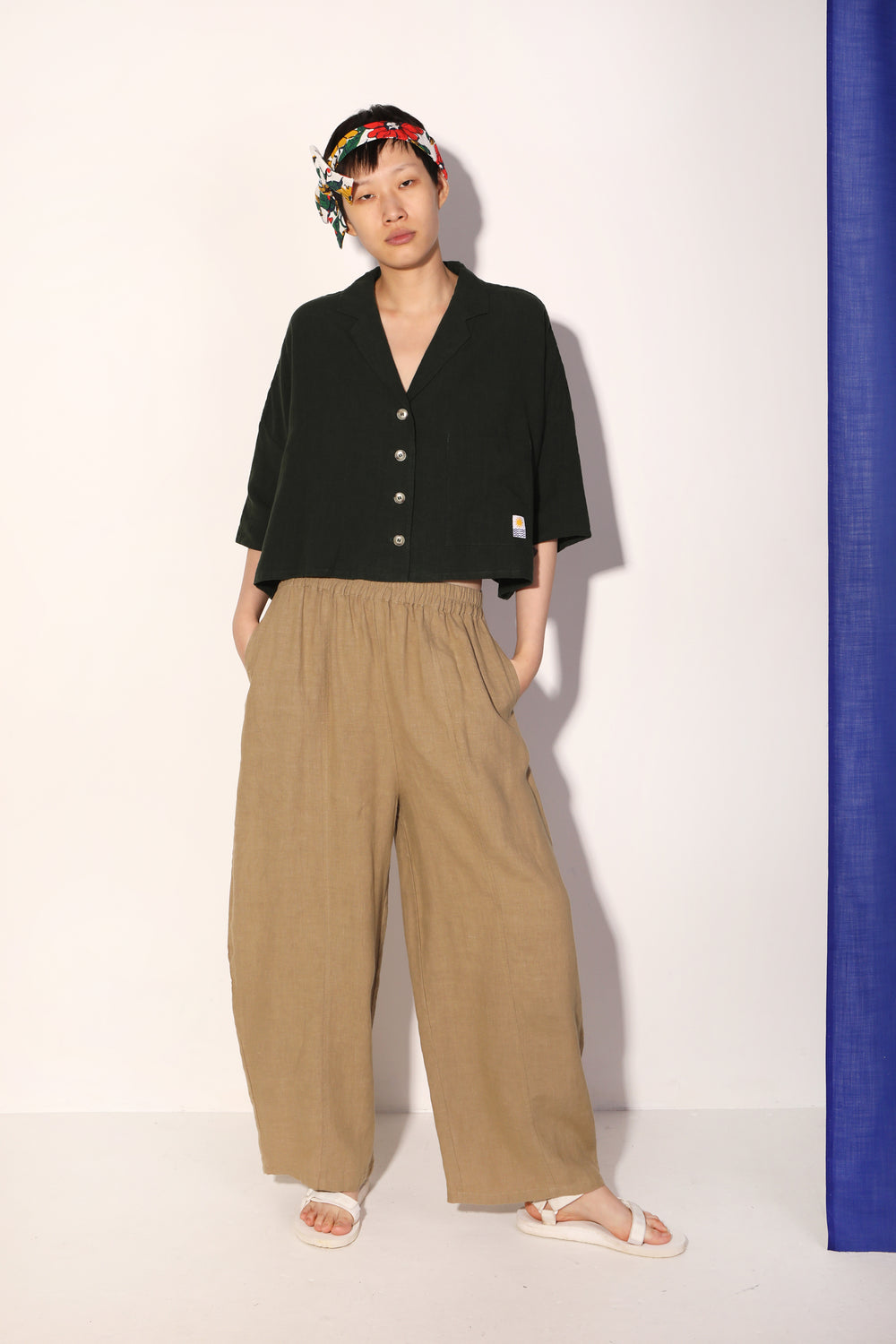 ベーシックリネントラウザーストーン
