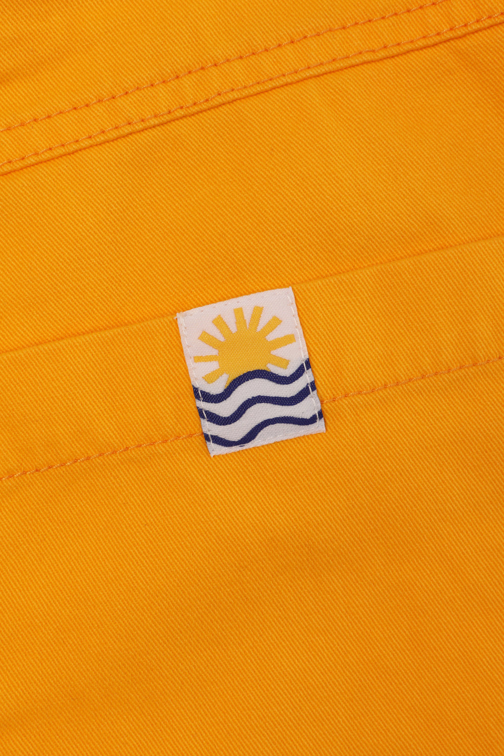 木匠裤蛋黄